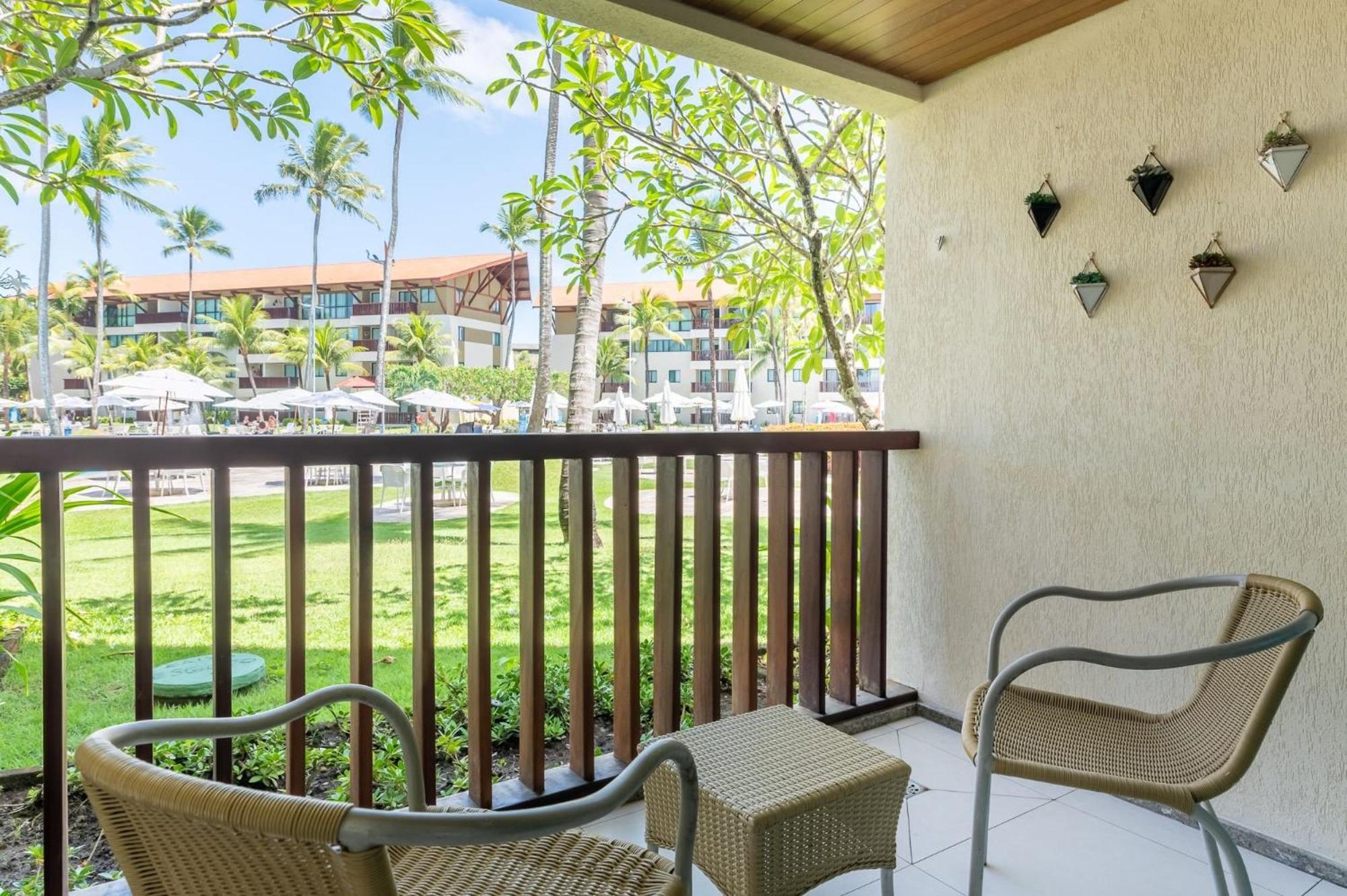 Marulhos Suites Resort Muro Alto Beira Mar Por Brevelar Порту-ді-Галіняс Екстер'єр фото